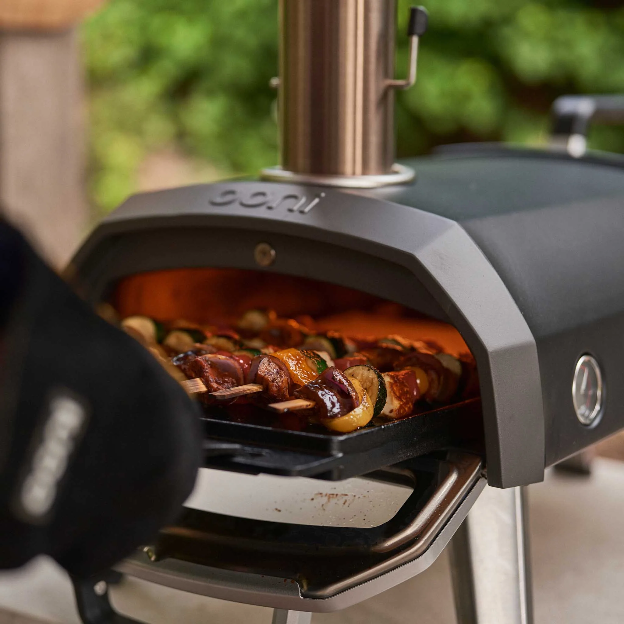 Ooni Karu 2 Multi-Fuel Pizza Oven - Image 5